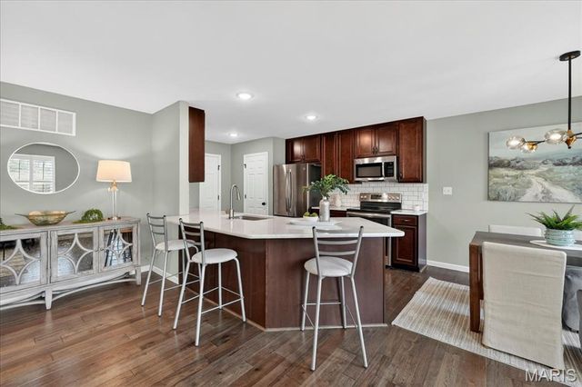 13131 Tesson Hollow Drive, St Louis, MO 63128