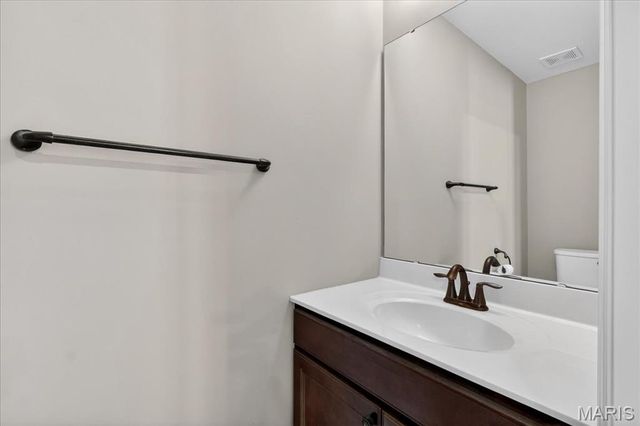 13131 Tesson Hollow Drive, St Louis, MO 63128