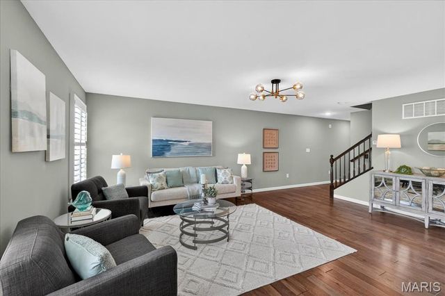 13131 Tesson Hollow Drive, St Louis, MO 63128