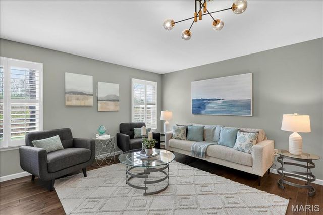 13131 Tesson Hollow Drive, St Louis, MO 63128