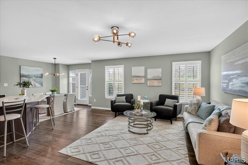 13131 Tesson Hollow Drive, St Louis, MO 63128