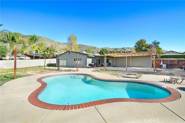 5706 N Pershing, San Bernardino, CA 92407