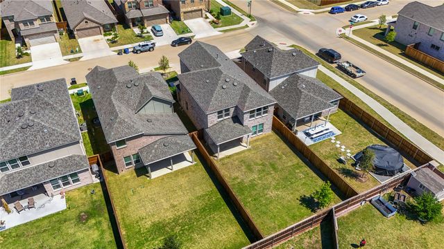 345 Willowmore Drive, Little Elm, TX 75068