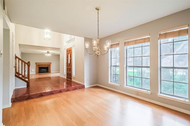 10218 Hedge Way Drive, Houston, TX 77065