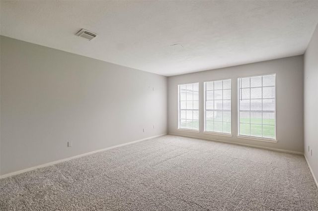 10218 Hedge Way Drive, Houston, TX 77065