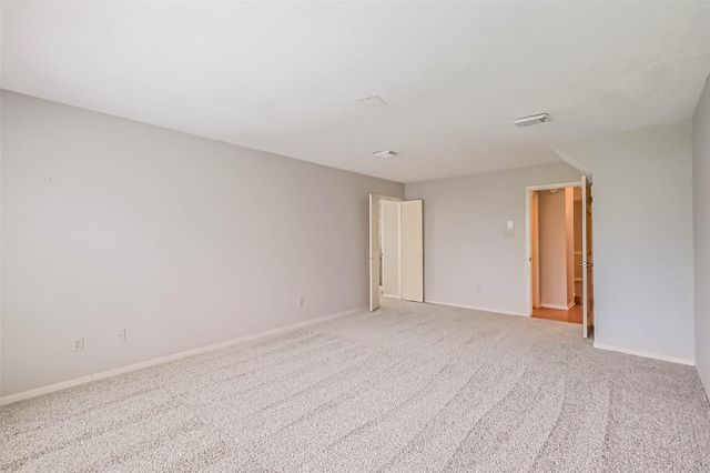 10218 Hedge Way Drive, Houston, TX 77065