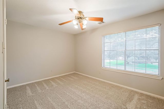 10218 Hedge Way Drive, Houston, TX 77065