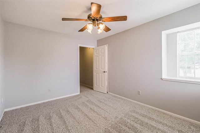 10218 Hedge Way Drive, Houston, TX 77065