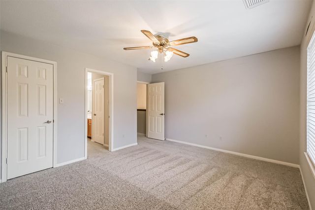10218 Hedge Way Drive, Houston, TX 77065