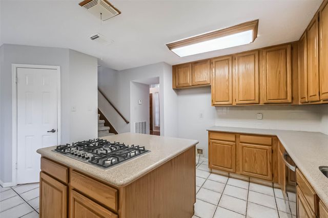 10218 Hedge Way Drive, Houston, TX 77065
