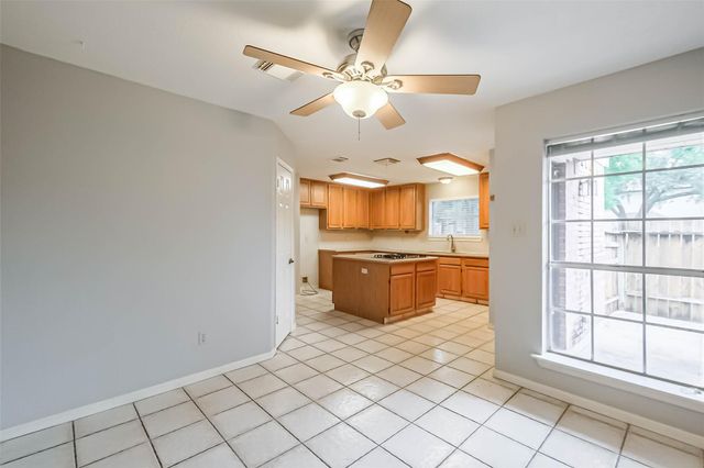 10218 Hedge Way Drive, Houston, TX 77065