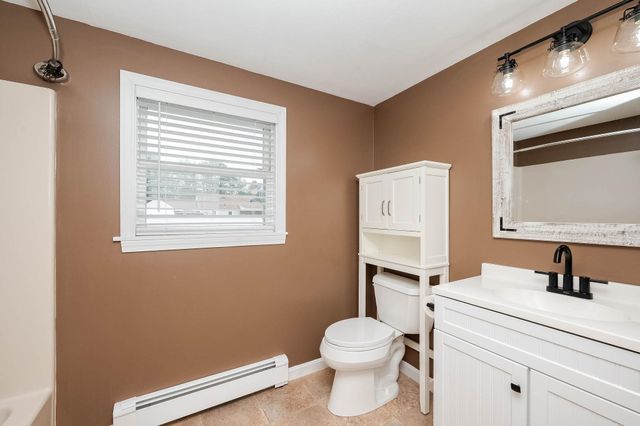 431 Salmon Falls Road, Rochester, NH 03868