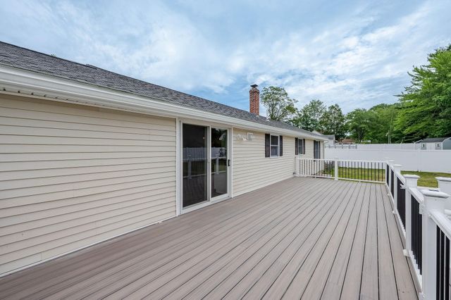 431 Salmon Falls Road, Rochester, NH 03868