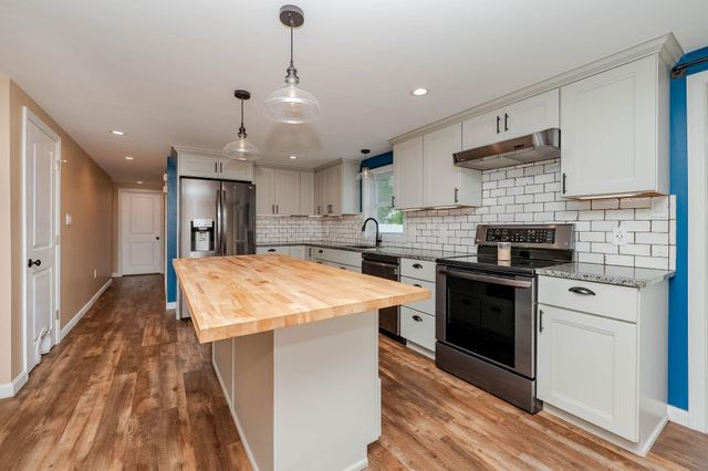 431 Salmon Falls Road, Rochester, NH 03868
