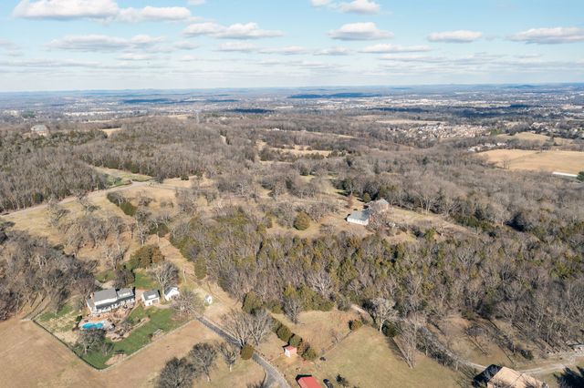 4394 Hickory Ridge Rd, Lebanon, TN 37087