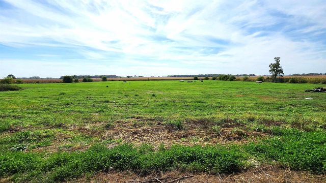 6079 Manchester Road, Poplar Grove, IL 61065