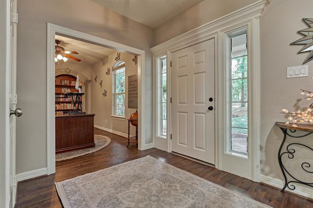 28694 W Fm 1097 Road, Montgomery, TX 77356