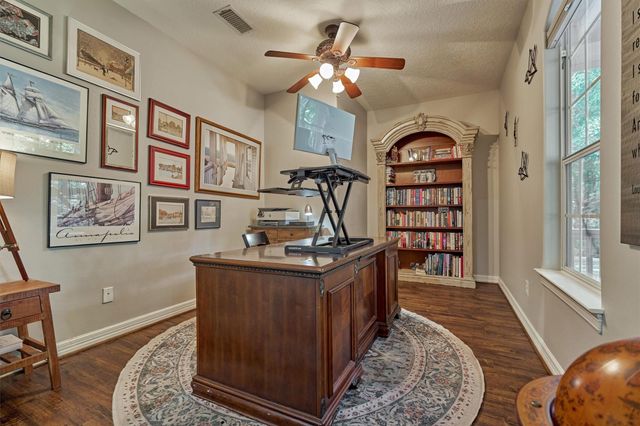 28694 W Fm 1097 Road, Montgomery, TX 77356