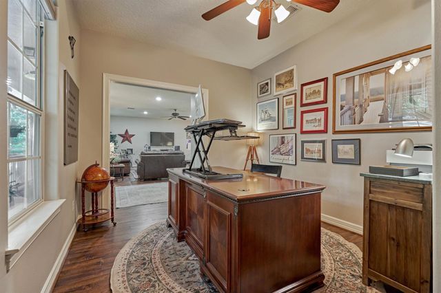 28694 W Fm 1097 Road, Montgomery, TX 77356