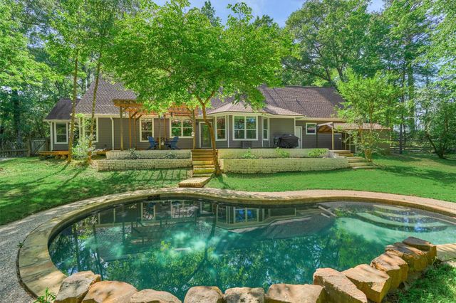 28694 W Fm 1097 Road, Montgomery, TX 77356