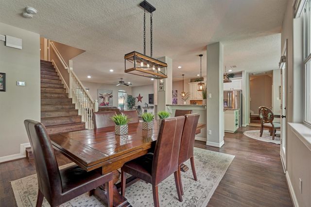 28694 W Fm 1097 Road, Montgomery, TX 77356