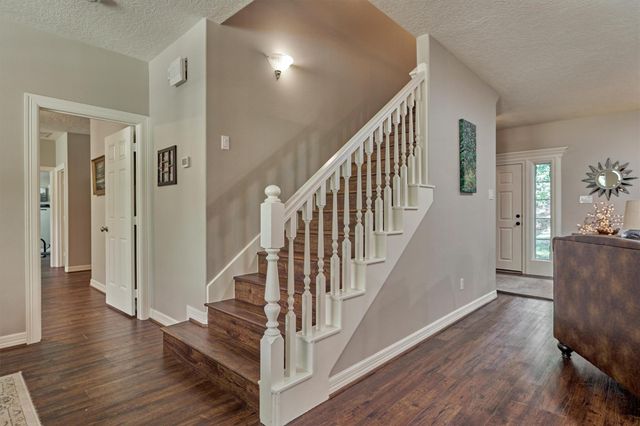 28694 W Fm 1097 Road, Montgomery, TX 77356