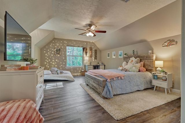 28694 W Fm 1097 Road, Montgomery, TX 77356