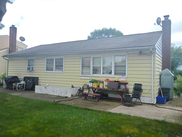 381 Baldwin Road, Hempstead, NY 11550
