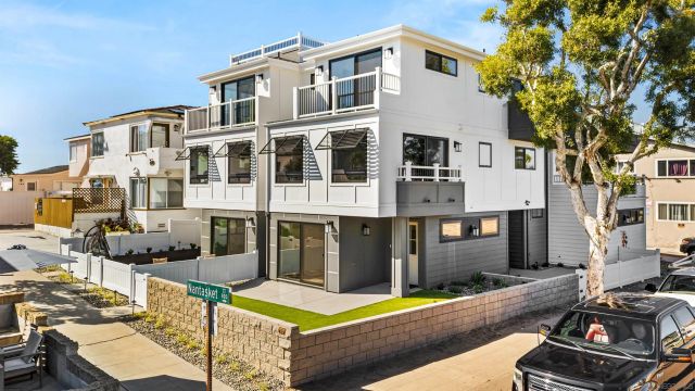 718 Nantasket Ct, San Diego, CA 92109