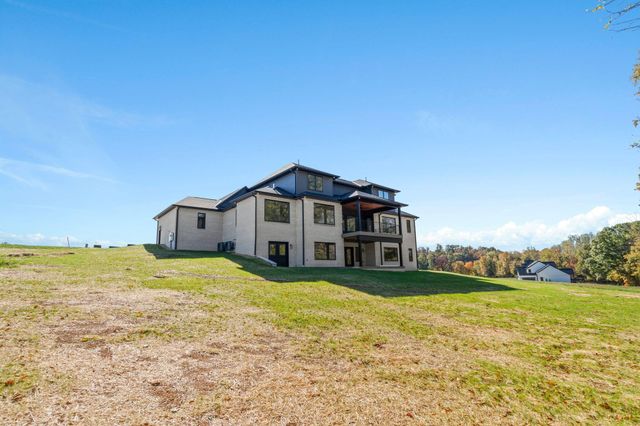 849 Lakemere Drive, Somerset, KY 42503