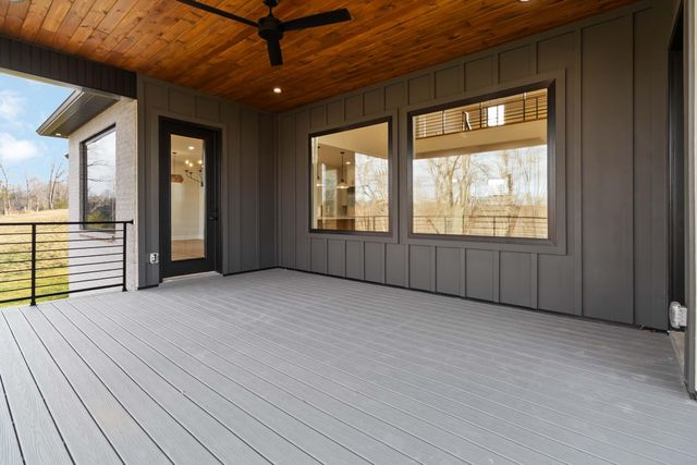 849 Lakemere Drive, Somerset, KY 42503