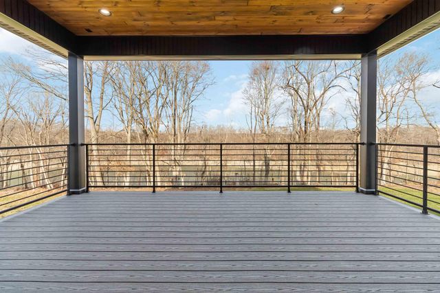 849 Lakemere Drive, Somerset, KY 42503