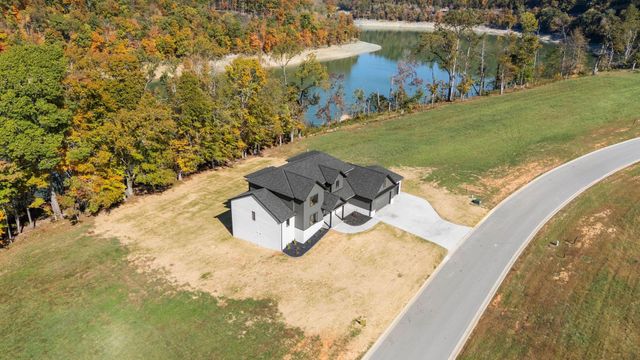 849 Lakemere Drive, Somerset, KY 42503