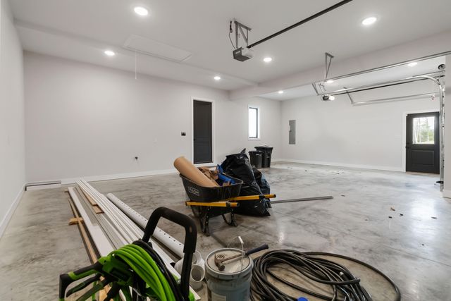 849 Lakemere Drive, Somerset, KY 42503