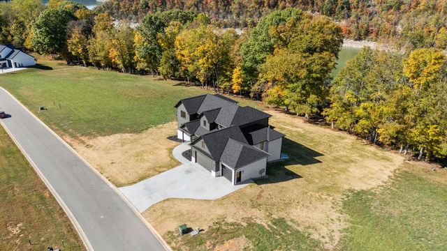 849 Lakemere Drive, Somerset, KY 42503