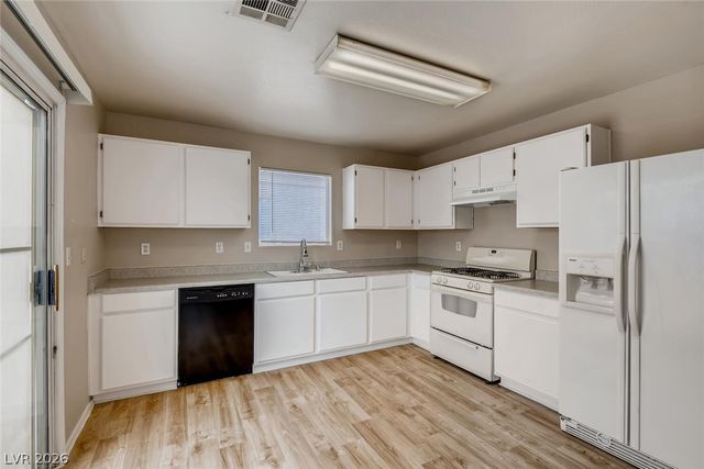 5424 Pepperpike Avenue, Las Vegas, NV 89130