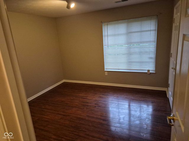 246 Legends Creek Way 208, Indianapolis, IN 46229
