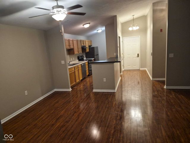 246 Legends Creek Way 208, Indianapolis, IN 46229