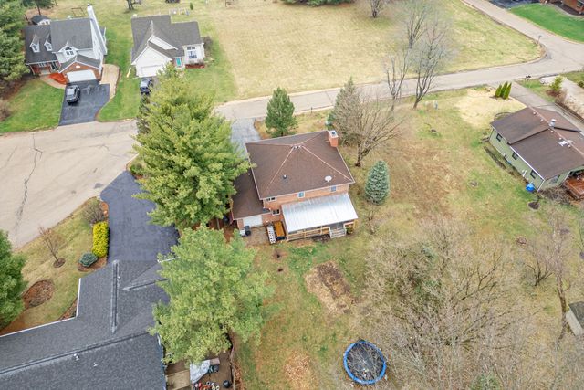 206 Griffin Place, Poplar Grove, IL 61065