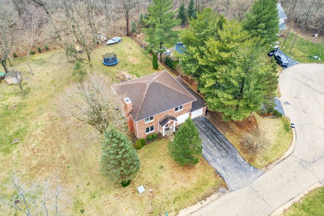 206 Griffin Place, Poplar Grove, IL 61065