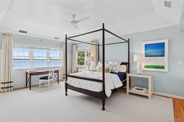 1497 Peconic Bay Boulevard, Laurel, NY 11948