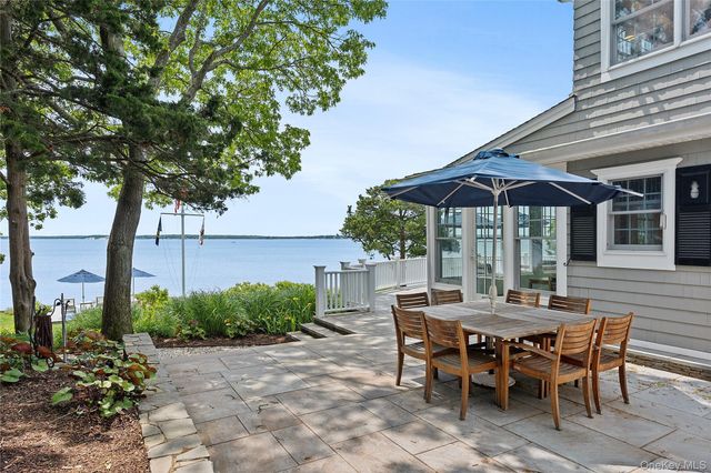 1497 Peconic Bay Boulevard, Laurel, NY 11948