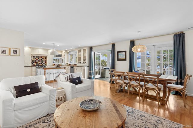 1497 Peconic Bay Boulevard, Laurel, NY 11948