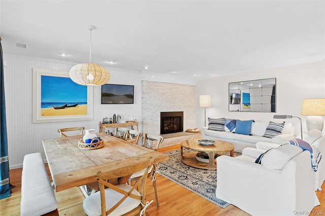 1497 Peconic Bay Boulevard, Laurel, NY 11948
