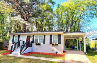 2825 Mango NW Circle, Atlanta, GA 30318