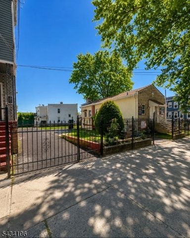 250 Berkeley Ave, Newark City, NJ 07107
