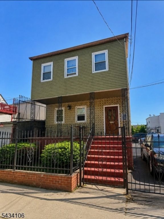 250 Berkeley Ave, Newark City, NJ 07107