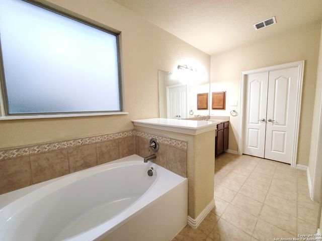 11927 JASMINE WAY, San Antonio, TX 78253