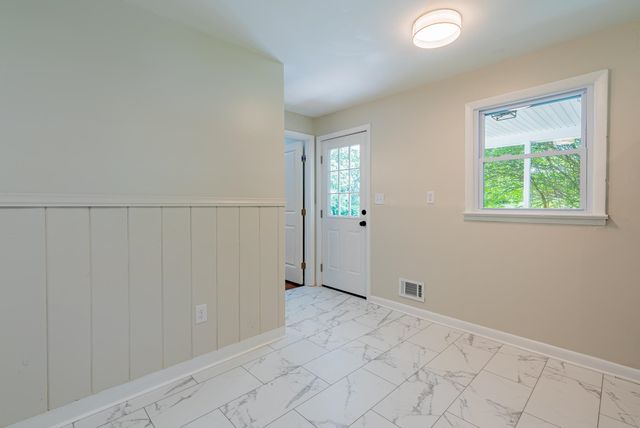 546 LUPTON RD, Woodstock, VA 22664