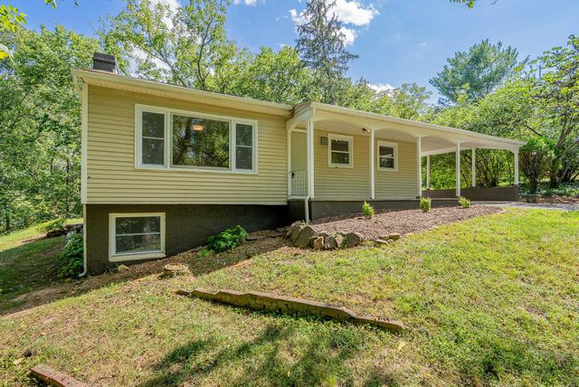 546 LUPTON RD, Woodstock, VA 22664